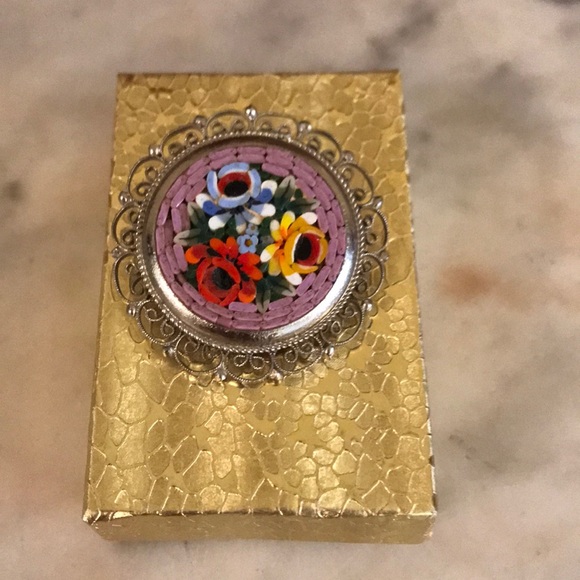 Vintage-Italian Micro Mosaic Brooch/Pin - Picture 6 of 6